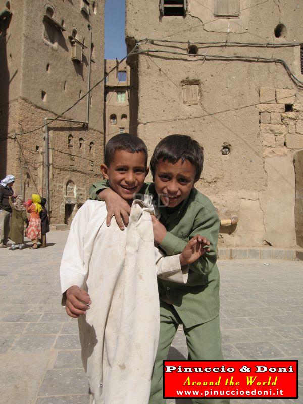 Yemen - From Sana'a to Shahara (Amran) - 09.jpg